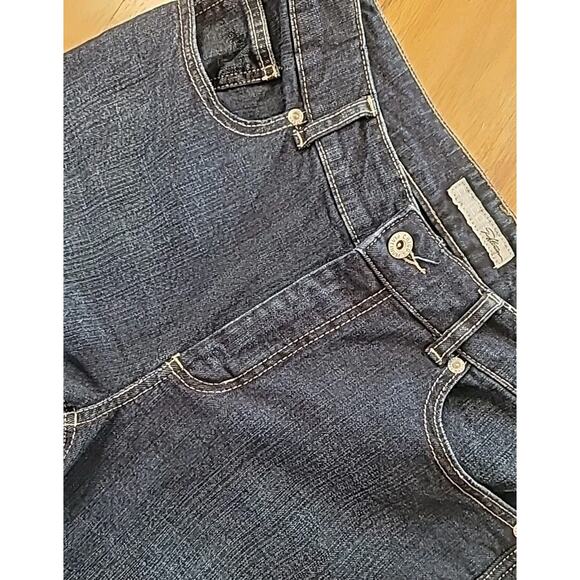 Chico’s Platinum Jeans Sz 1S Short Dark Wash Bootcut Denim Women’s EUC - Picture 1 of 8